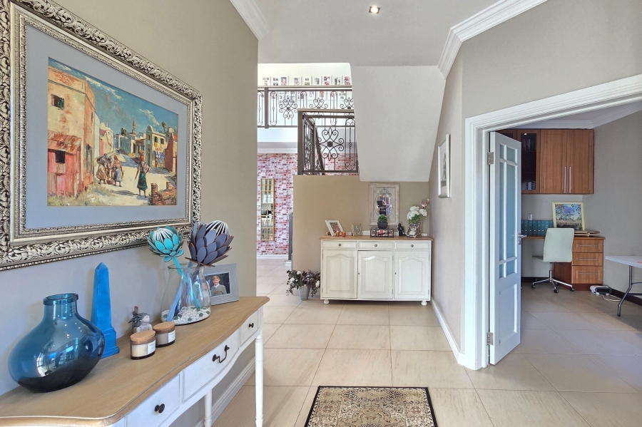 4 Bedroom Property for Sale in Graanendal Western Cape
